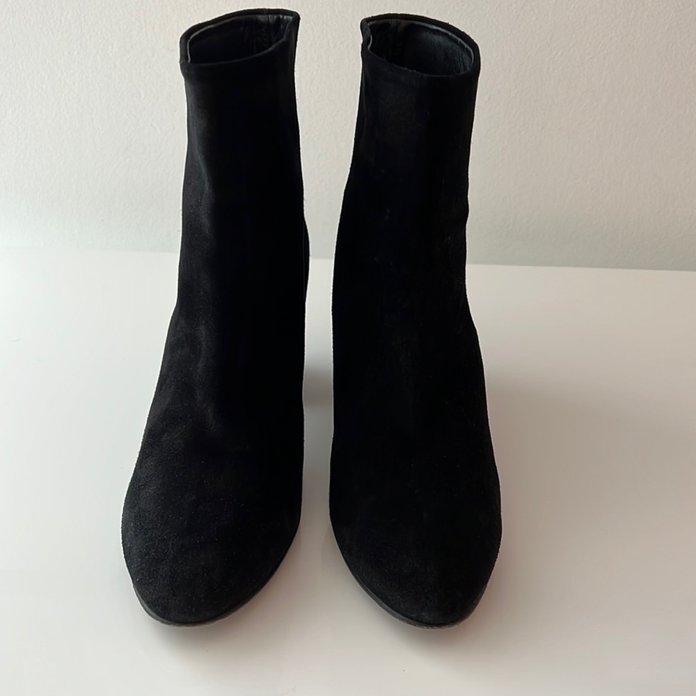 Vince Dryden Black Suede Ankle Boot Size 7.5